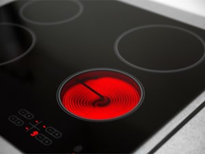 ¿Placa de inducción o vitrocerámica? Cuál elegir para tu nueva cocina